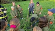 Per Video werden die Baumpflanzchallenges der Feuerwehren festgehalten – deshalb sind die ...