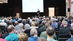 Unternehmen greifen gerne auf Speaker zurück, um die Belegschaft zu motivieren oder zu ...