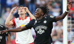 Seedy Jatta (r.) traf zum 2:0.