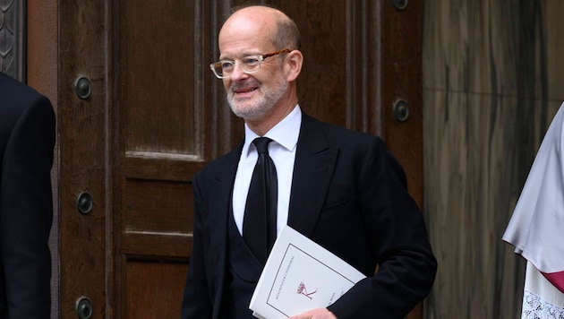 Lord Nicholas Windsor trauerte ohne seine Ehefrau um seine verstorbene Mutter, Herzogin von Kent ...