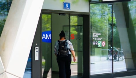 Aktuell sind rund 463.000 Personen beim AMS gemeldet – trotz Personalmangels.