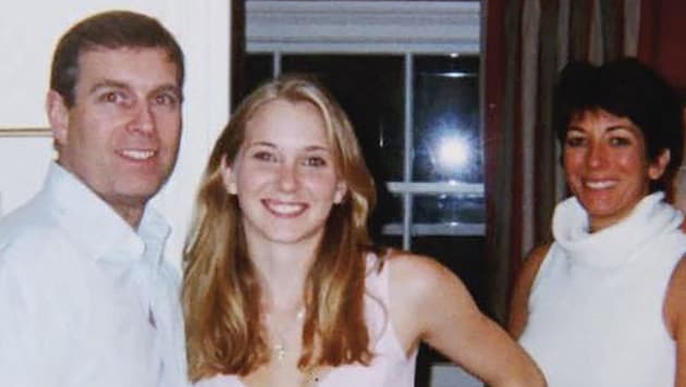 Von links: Der ehemalige britische Prinz Andrew, Epstein-Opfer Virginia Giuffre, und ...