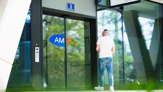 In knapp einem Jahr – Anfang 2027 – soll das AMS noch mehr Aufgaben übernehmen.
