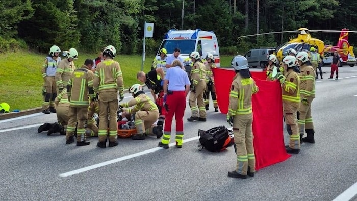 Der Verletzte musste nach Erstversorgung ins Spital geflogen werden.