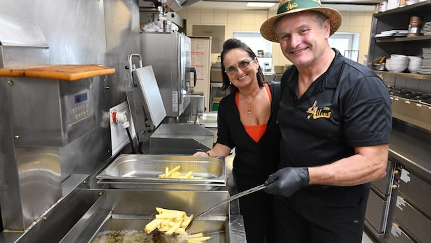Alfons und Dorothe Baldinger sind in Österreich die ersten, die in ihren Fritteusen nun ...