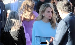 Prinzessin Chrisy, die Ehefrau von Prinz Nikolaos von Griechenland, verzauberte auf der Hochzeit ...