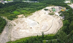 Das Kieswerk in Desselbrunn