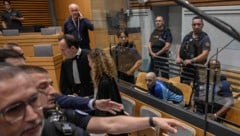 In Frankreich hat ein Gerichtsprozess um einen berühmten Vermisstenfall begonnen.