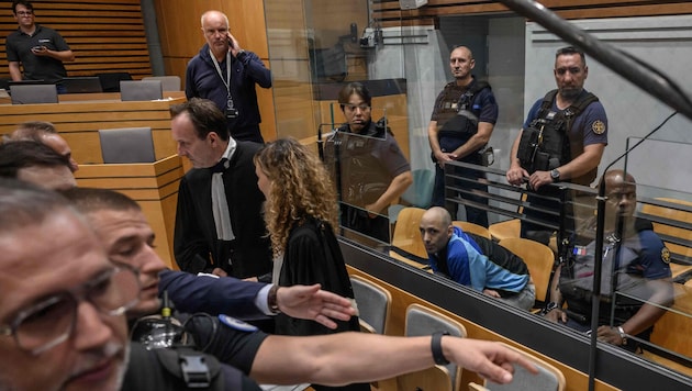 In Frankreich hat ein Gerichtsprozess um einen berühmten Vermisstenfall begonnen.