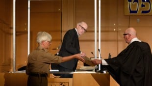 Klaus Müller-Beck als Generalstaatsanwalt, Sebastian Hufschmidt als Eichmann