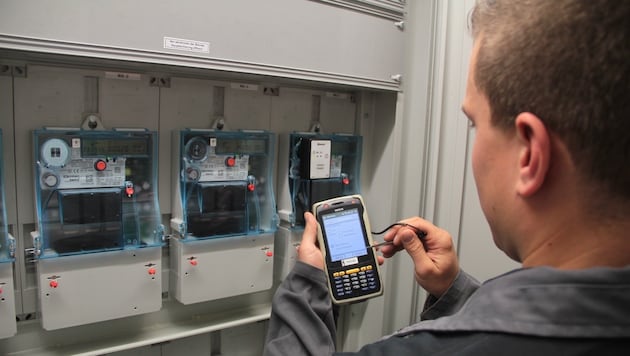 Auch die Energieversorger wollen Rechtssicherheit: Was tun, wenn ein Stromkunde auf einen alten ...