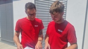 Im Team: Geschäftsführer Thomas Baumhauer und Montagefacharbeiter Christoph Ledl.