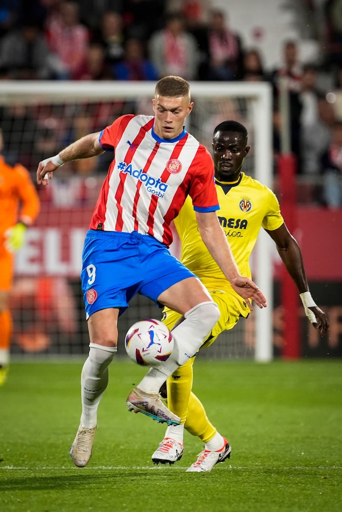 Artem Dovbyk hat den Verein verlassen.