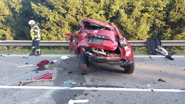 Der Tote wurde aus diesem Wrack geborgen.