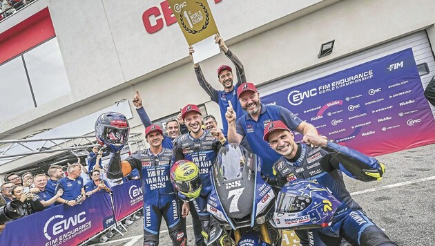 Wir sind Weltmeister! Der Jubel bei Karel Hanika, Marvin Fritz und Jason O’Halloran kannte keine ...