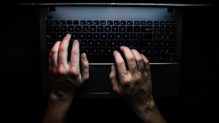 Surfen im Darknet ist rechtlich grundsätzlich nicht verboten.