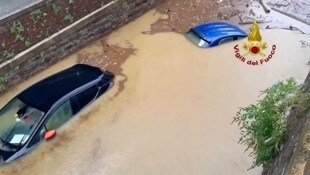 In Italien toben den zweiten Tag in Folge heftige Unwetter. 