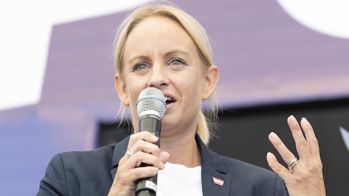 Sport-Staatssekretärin Michaela Schmidt