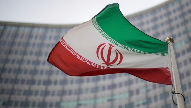 71 iranische Abgeordnete haben in einem Brief den Bau einer Atombombe gefordert.