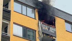 Feuer am Balkon eines Mehrparteienwohnhauses in der Erentrudisstraße.