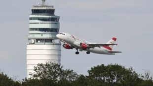 Der Tower am Flughafen Wien wird bis 2028 mit neuer Technik made in Styria ausgestattet.