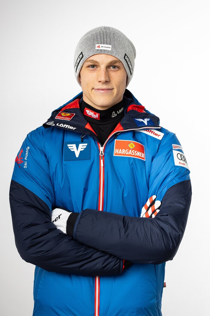 Jonas Schuster holte sich 2022 und 2023 die Junioren-WM-Titel mit dem Team, zudem 2023 Silber im ...