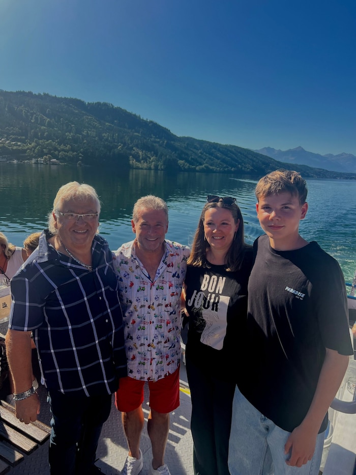 Die „Krone“-Gewinner durften mit Friedl und Wilfried noch vor dem Legenden-Abend in See stechen.