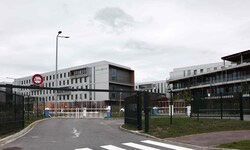 Im französischen Stellantis-Werk steht die Produktion für zwei Wochen still.