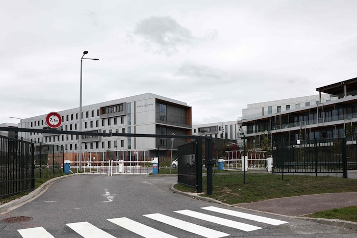 Im französischen Stellantis-Werk steht die Produktion für zwei Wochen still.