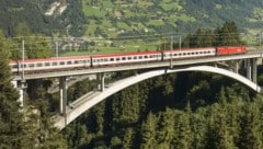 Die Intercity/Eurocity-Züge (hier in der Nähe von Bad Gastein) sind künftig öfter zwischen Wien ...