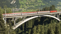 Die Intercity/Eurocity-Züge (hier in der Nähe von Bad Gastein) sind künftig öfter zwischen Wien ...