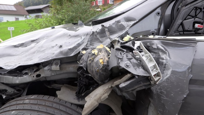 Der Sachschaden an den Autos ist enorm.