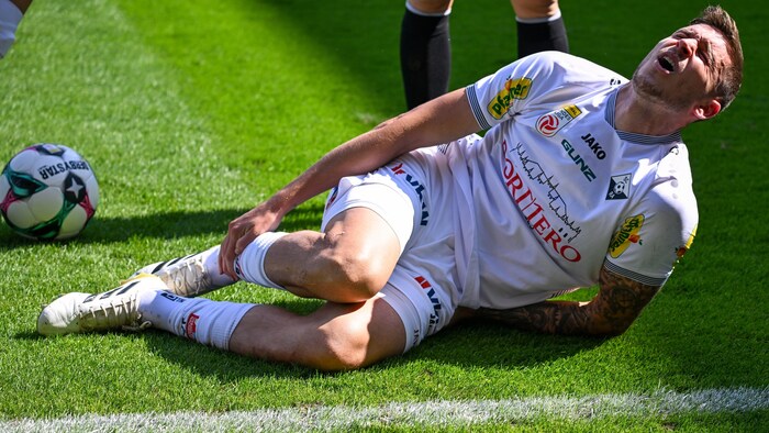 Sandro Ingolitsch bekam gegen die WSG Tirol einen sehr schmerzvollen Tritt ab.