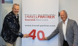 Stolz auf 40er – Michael Poot (li.) und Ronald Hulsebosch
