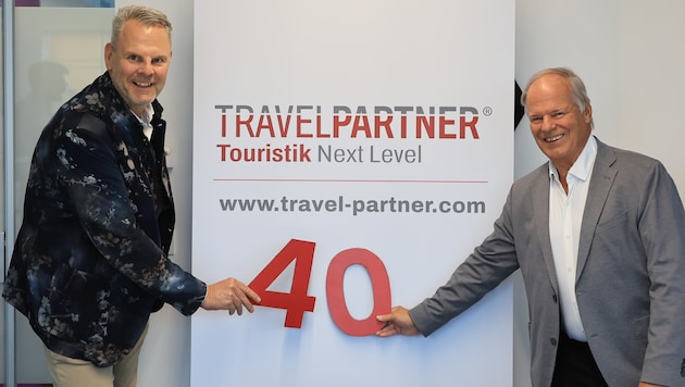 Stolz auf 40er – Michael Poot (li.) und Ronald Hulsebosch