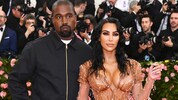 Kim Kardashian reichte 2021 die Scheidung von Kanye West ein. Seit 2022 sind die beiden ...