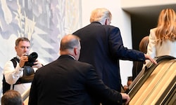 Trump auf der Pannen-Rolltreppe im UNO-Hauptquartier