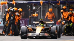 In Baku ließ McLaren beim Boxenstopp wertvolle Sekunden liegen.