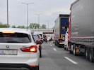 Mehr Zeit einplanen mussten Autofahrer nach einem Lkw-Unfall am Freitag in Wien (Symbolbild). 