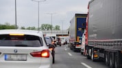 Neue Echtzeit-Informationen bei Stockerau sollen sichtbar machen, wann Park&amp;Ride Zeit spart.