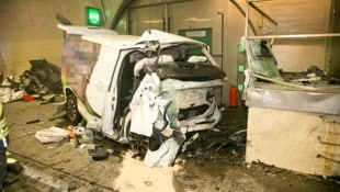 Die Rettungskräfte konnten nichts mehr für den Lenker tun.