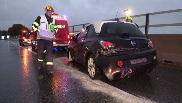 Das Unfallauto auf der Rheintalautobahn.