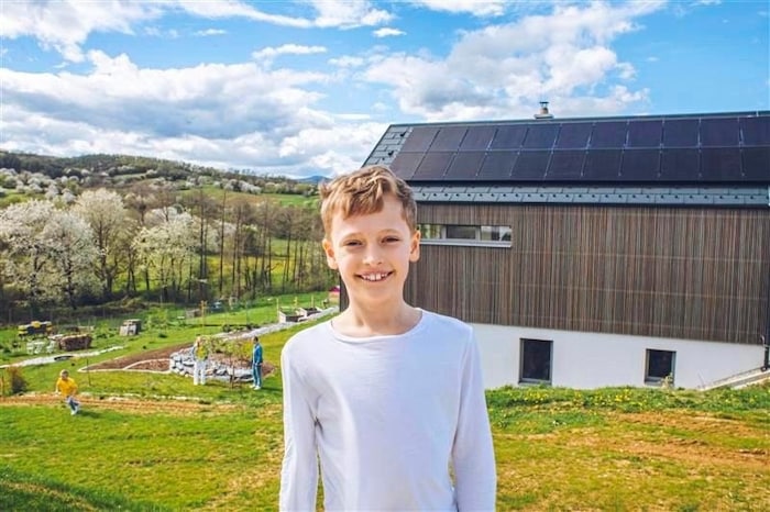 Die Nachfrage nach PV-Anlagen und Energiespeichern erreicht historische Höchststände.