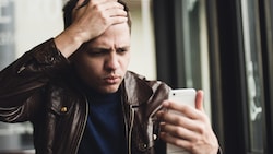 Es kursieren derzeit gefälschte SMS-Nachrichten, die suggerieren, dass ein Bußgeld offen ist ...