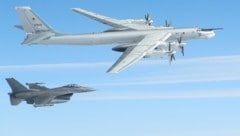 Insgesamt seien vier russische Flugzeuge in eine internationale Pufferzone eingedrungen.