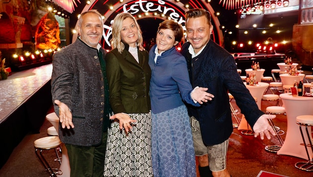 Giuseppe und Astrid Perna sowie Alexandra und Markus Lientscher (v.li) von Ivents zeichnen für ...