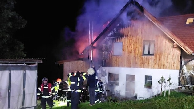 Das Haus in Lasberg wurde durchs Feuer schwer beschädigt.