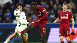 Gadou (M.) gelang gegen Porto eine überragende Leistung.
