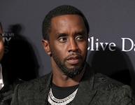Kurz vor der Verkündung des Strafmaßes gegen Sean Combs versuchte die Verteidigung das Urteil ...