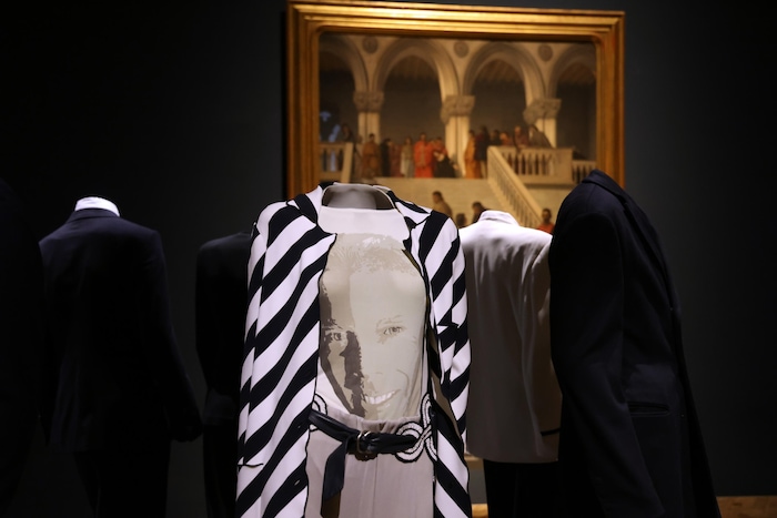 Ausstellung „Giorgio Armani: Mailand aus Liebe“